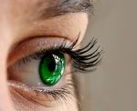 アイリストおすすめのまつげ美容液の使い方！人気ランキングと選び方も紹介します！